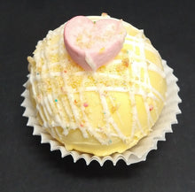 Load image into Gallery viewer, Birthday Cake w/white hot cocoa